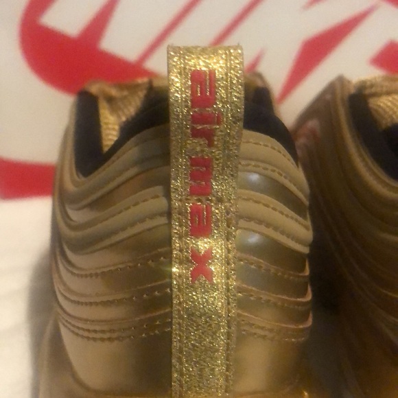 Air Max 97 QS Gold Color Size 10.5 One Of The Best Shoe Nike Ever Made. main image 7